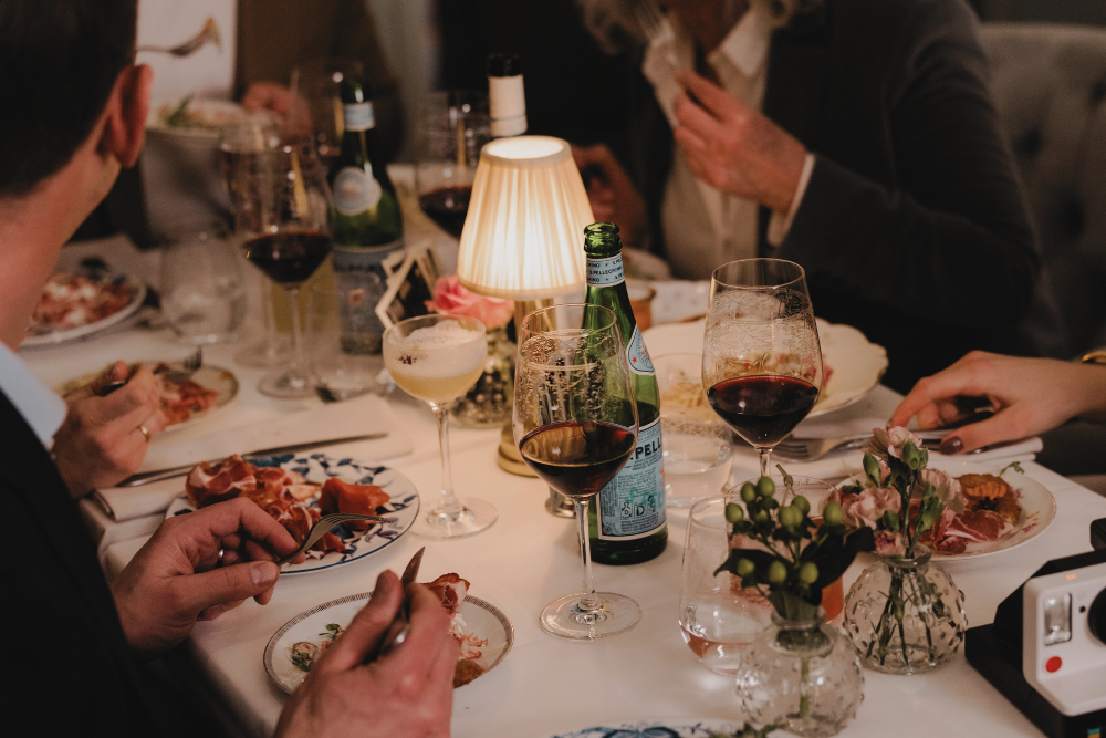 Dinner at Port - By the sea